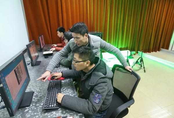 fileImg CgoOD10OINqAKYrFAACqhftsonU898.jpg